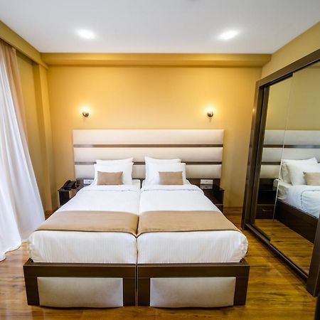 Hotel Residence Plaza Tbilisi Bilik gambar