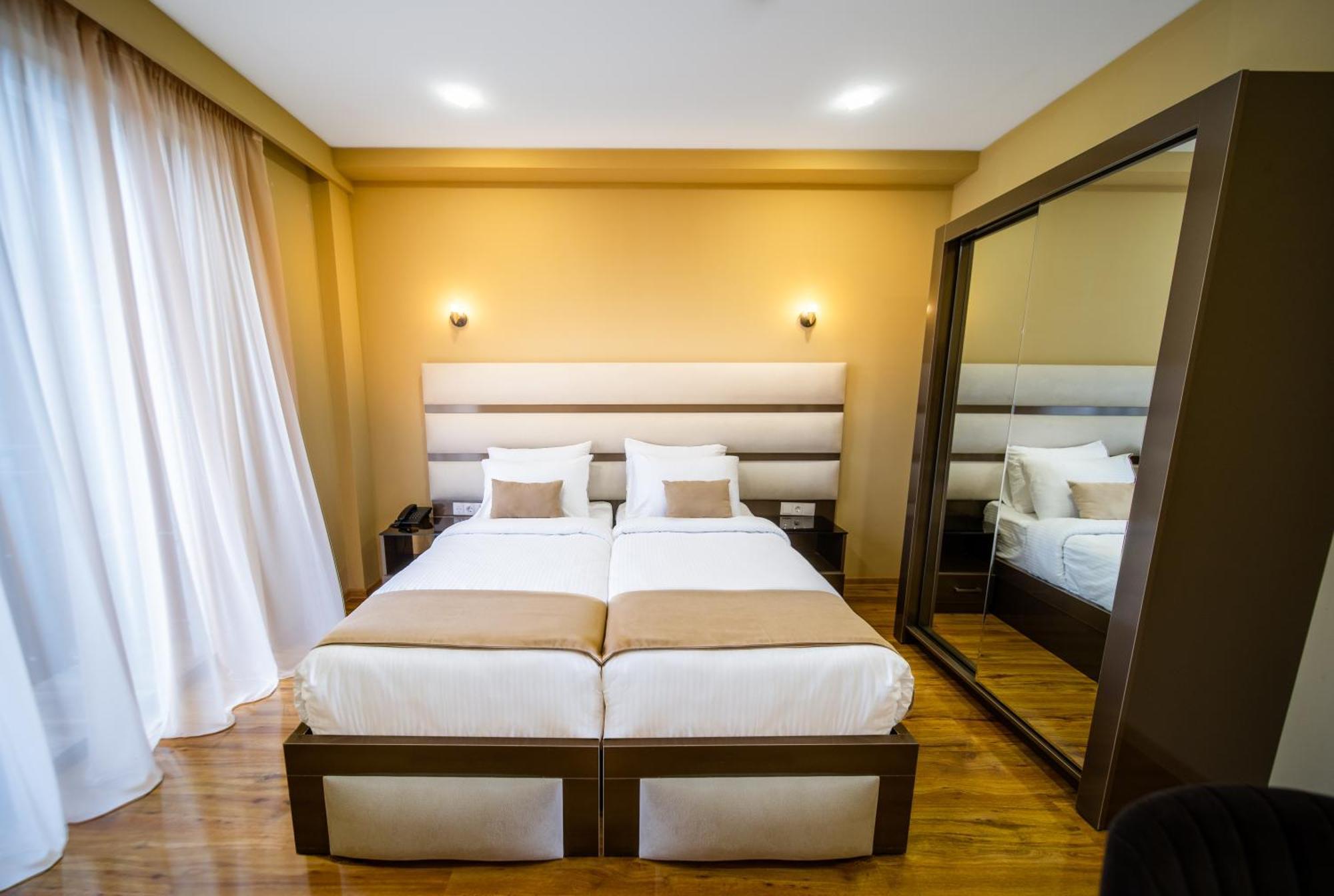 Hotel Residence Plaza Tbilisi Bilik gambar